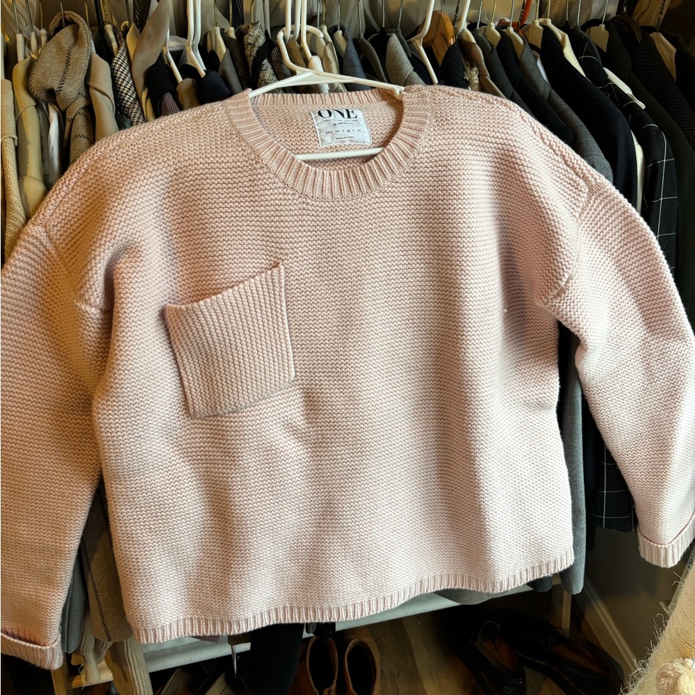 Women's Pink Sweater